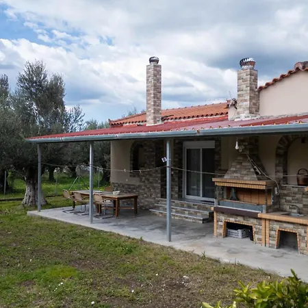 Olive Grove Getaway Oikhalía