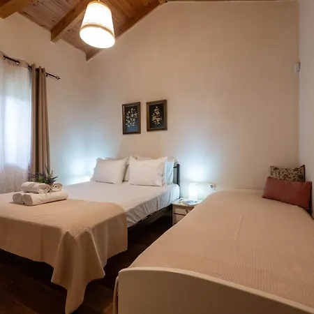 Olive Grove Getaway * Oikhalía