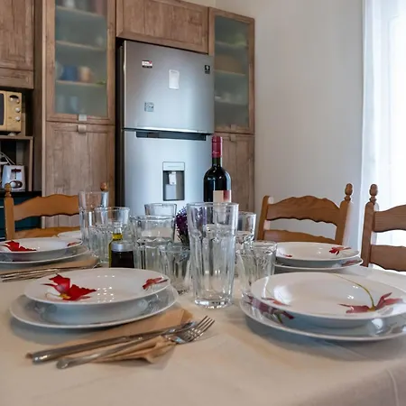 Olive Grove Getaway 펜션 Oikhalía