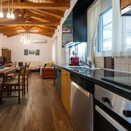 Olive Grove Getaway * Oikhalía