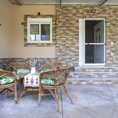 Olive Grove Getaway Oikhalía